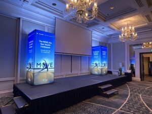 Freestanding lightbox display system tower for exhibition booths or stage backdrops